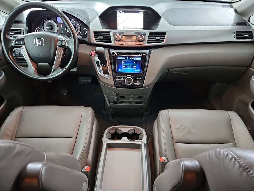 Thumbnail: 2015 Honda Odyssey - 10