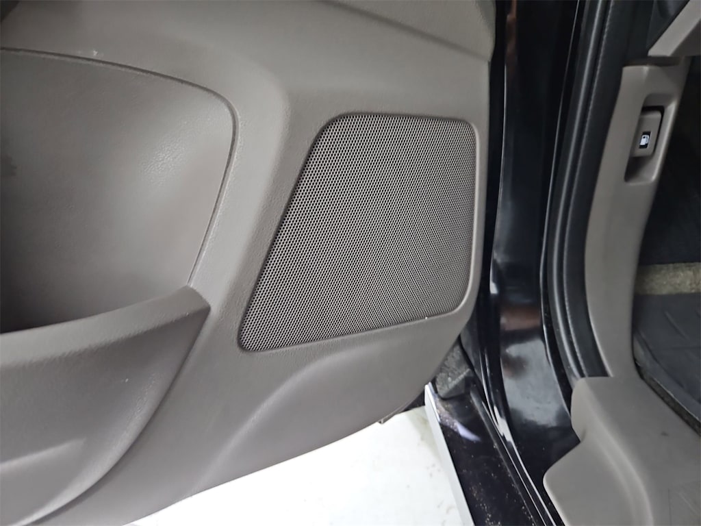 Thumbnail: 2015 Honda Odyssey - 35