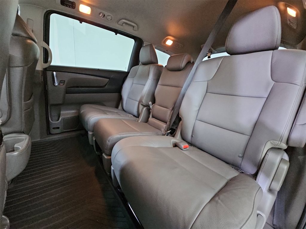 Thumbnail: 2015 Honda Odyssey - 13