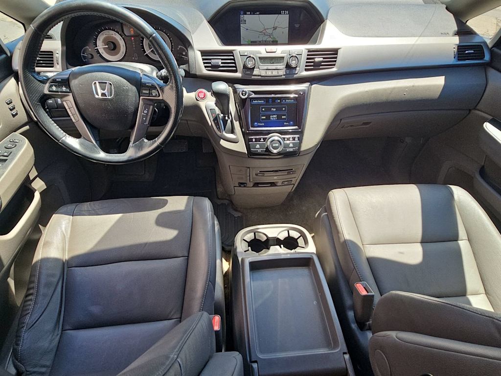 Thumbnail: 2016 Honda Odyssey - 10
