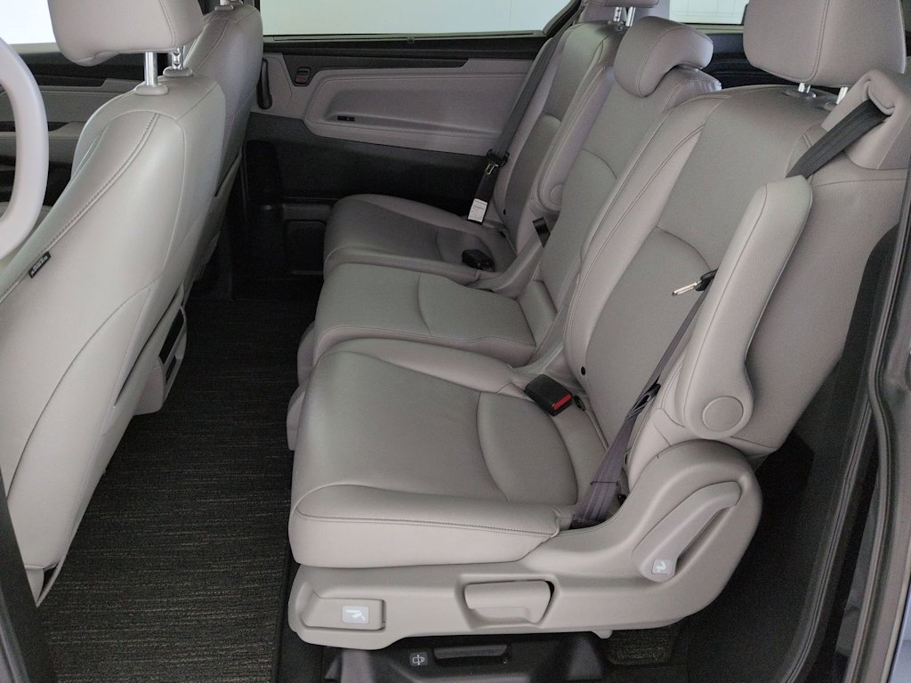 Thumbnail: 2023 Honda Odyssey - 28