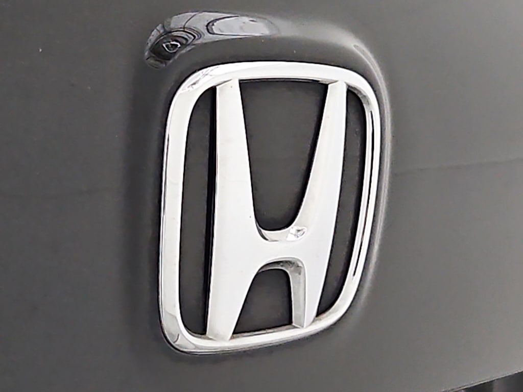 Thumbnail: 2017 Honda Pilot - 7