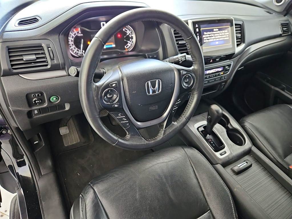 Thumbnail: 2017 Honda Pilot - 2