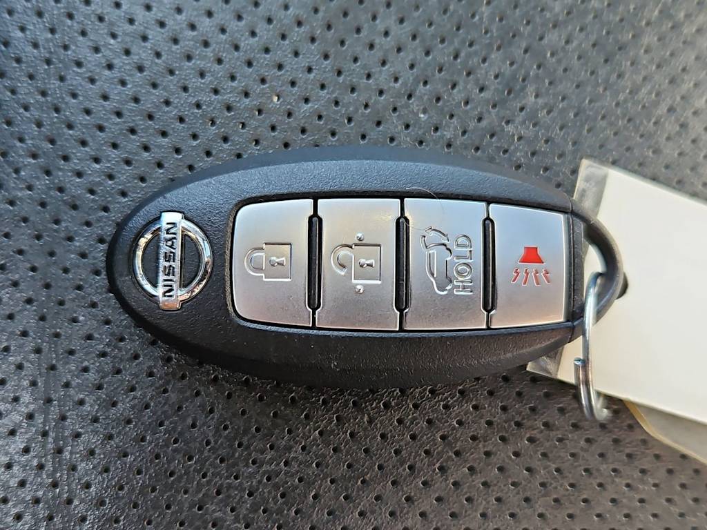 Thumbnail: 2016 Nissan Rogue - 20