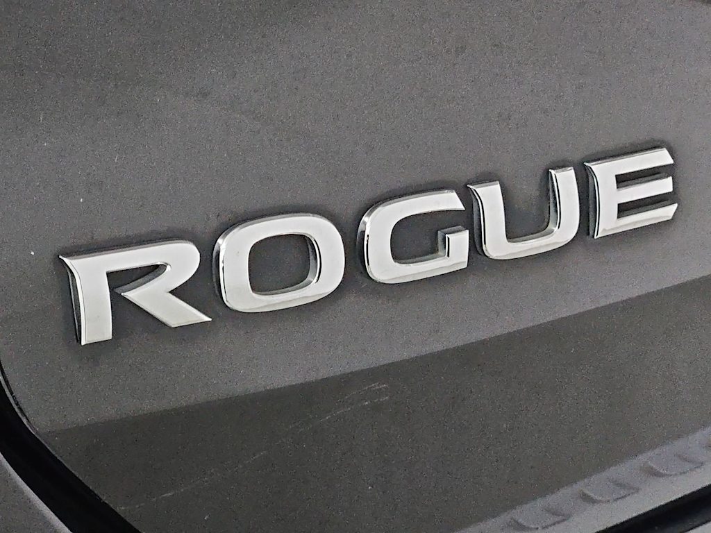 Thumbnail: 2016 Nissan Rogue - 26