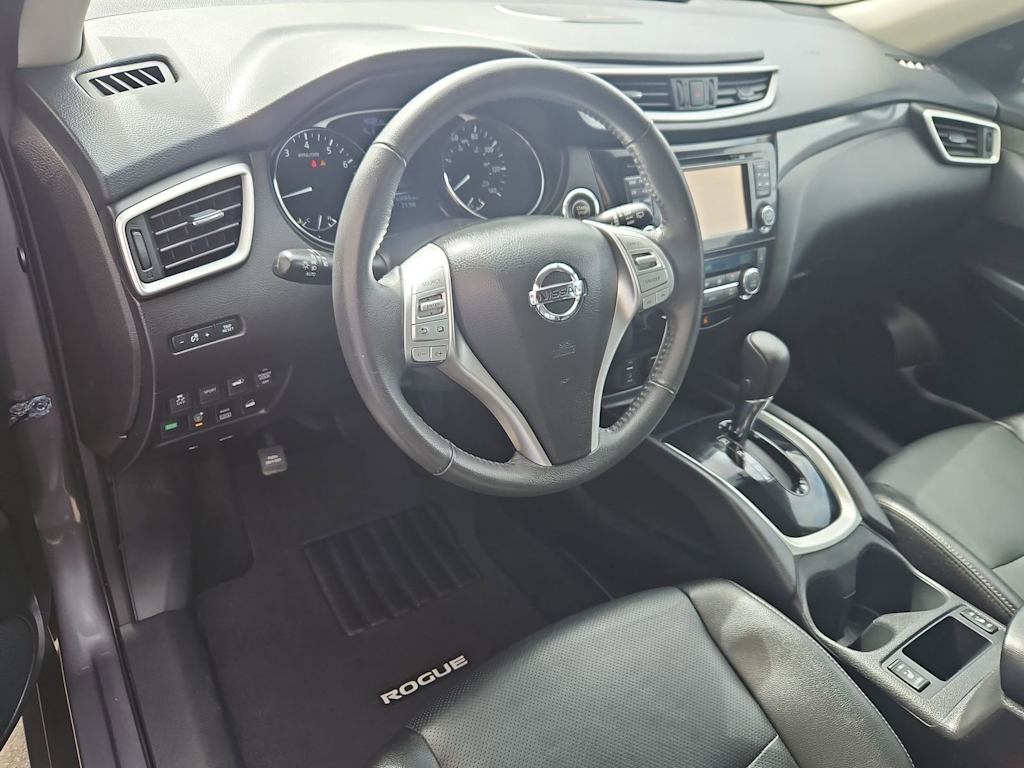 Thumbnail: 2016 Nissan Rogue - 2