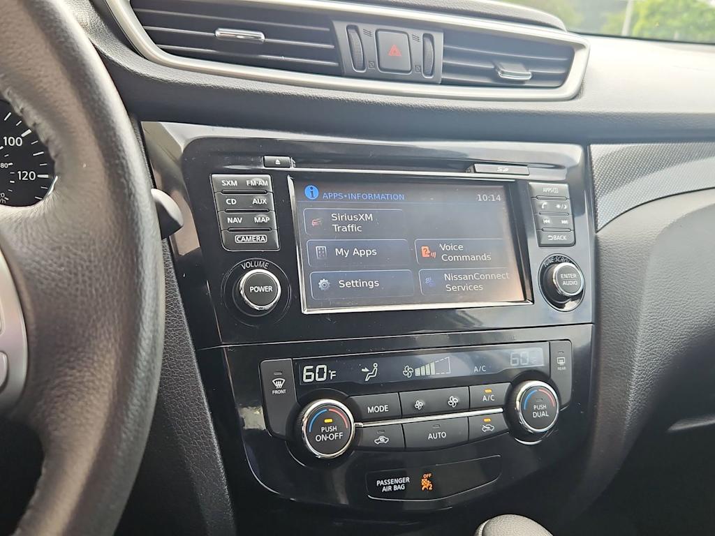 Thumbnail: 2016 Nissan Rogue - 15