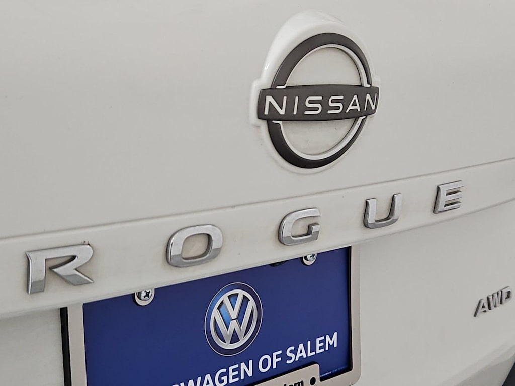 Thumbnail: 2023 Nissan Rogue - 25