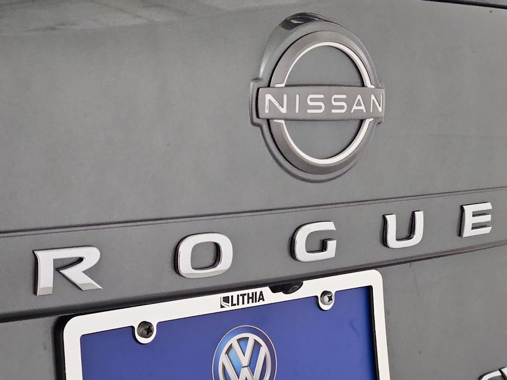Thumbnail: 2022 Nissan Rogue - 7