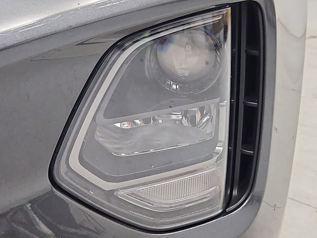 Thumbnail: 2020 Hyundai Santa Fe - 24