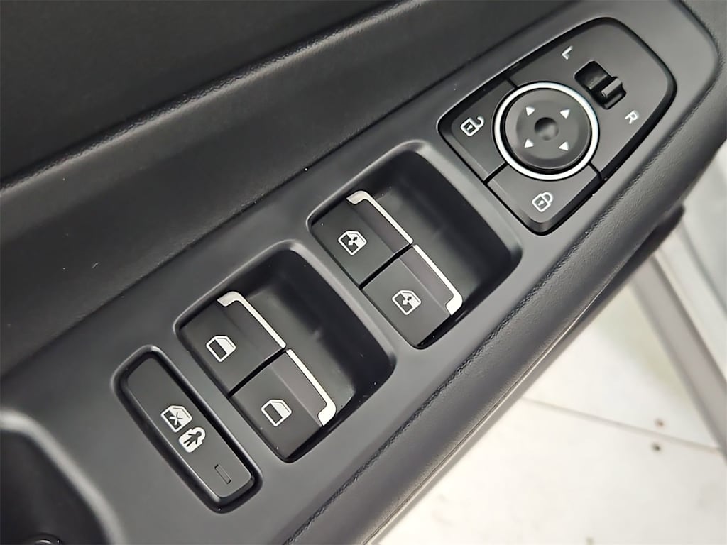 Thumbnail: 2023 Hyundai Santa Fe - 26