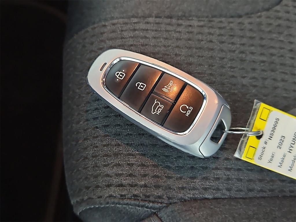 Thumbnail: 2023 Hyundai Santa Fe - 19