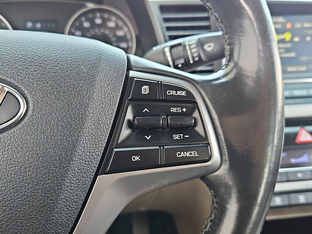 Thumbnail: 2017 Hyundai Elantra - 30
