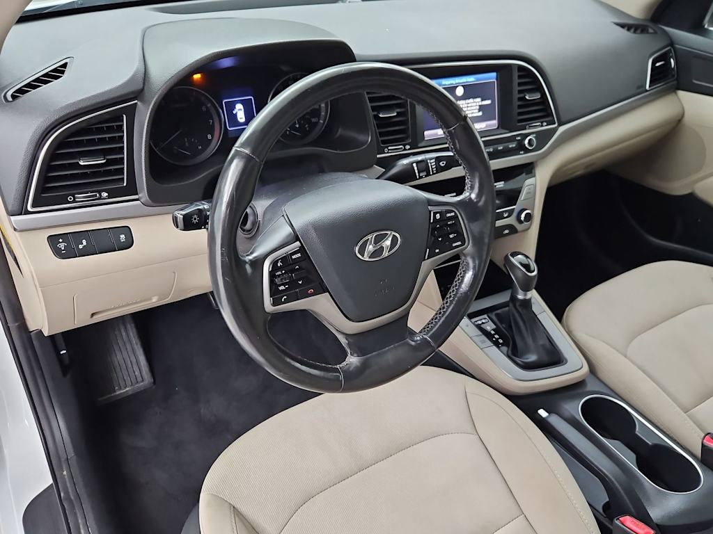 Thumbnail: 2017 Hyundai Elantra - 2