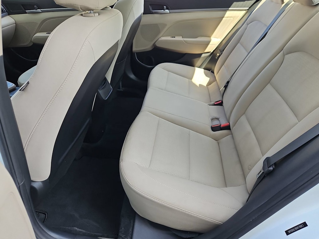 Thumbnail: 2017 Hyundai Elantra - 27