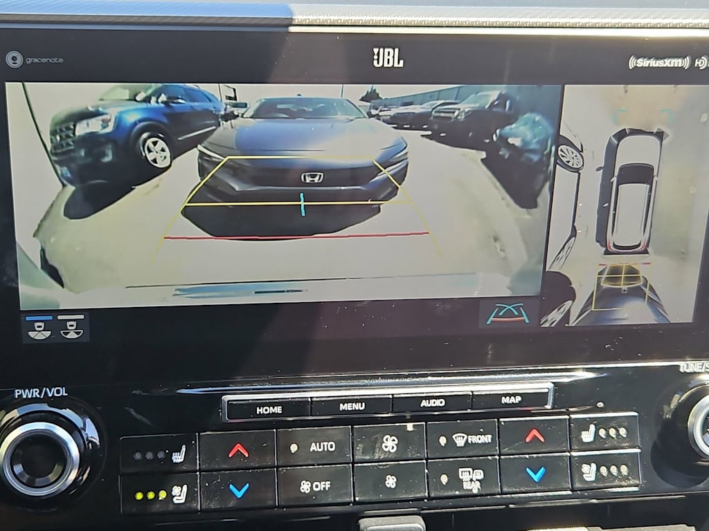 Thumbnail: 2020 Toyota Highlander - 34