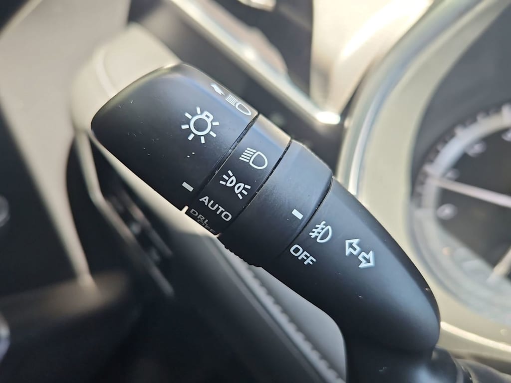 Thumbnail: 2020 Toyota Highlander - 15