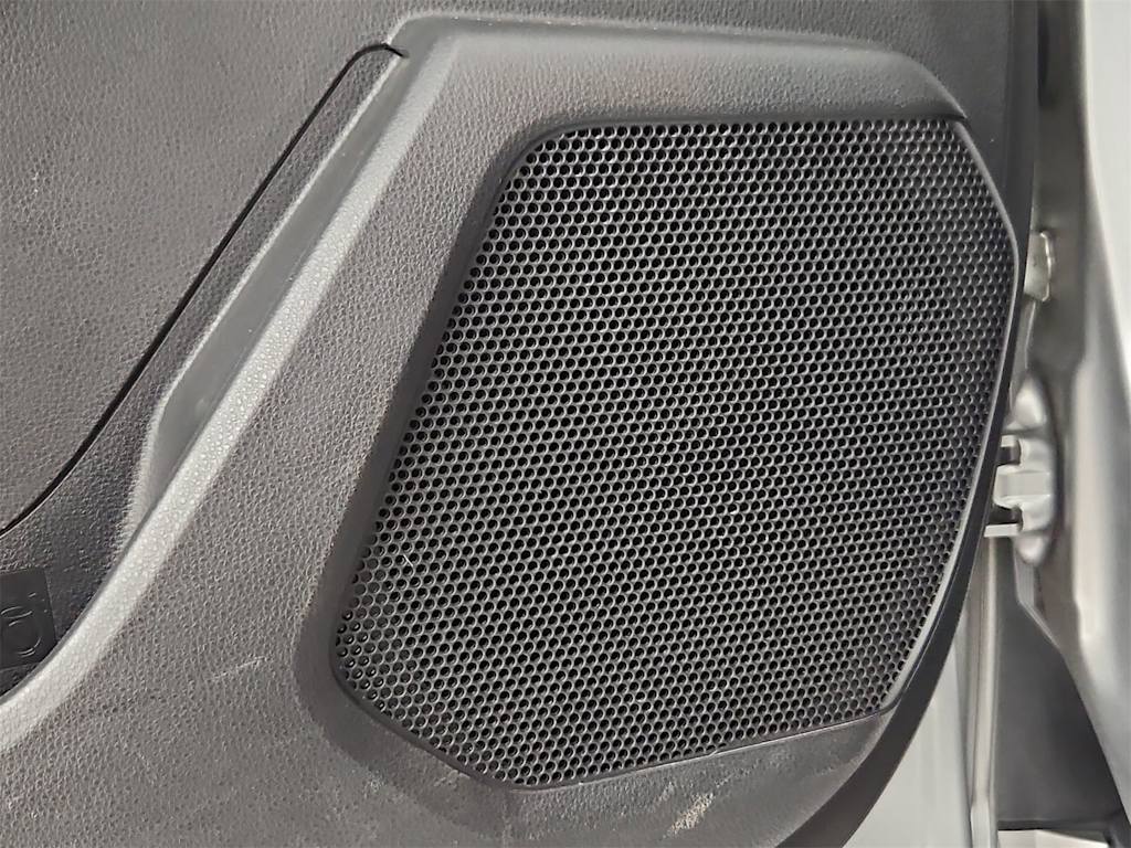 Thumbnail: 2022 Toyota Highlander - 36