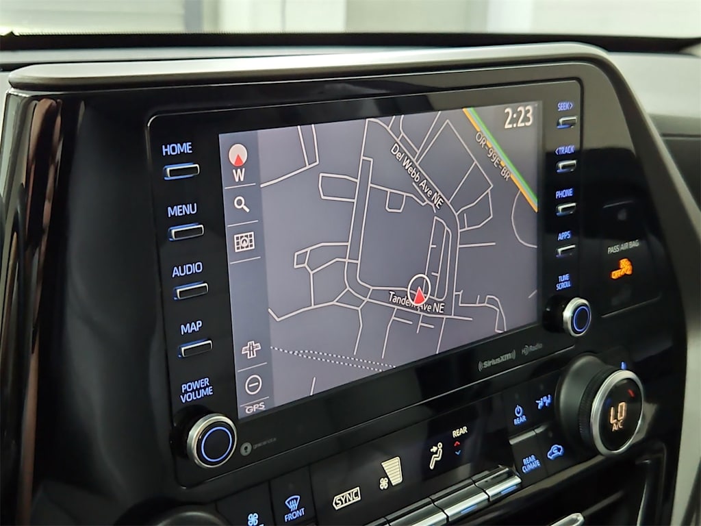 Thumbnail: 2022 Toyota Highlander - 34