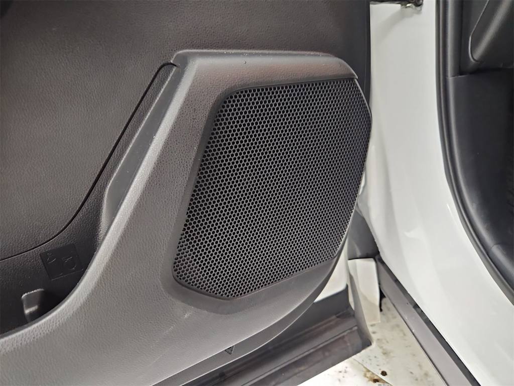 Thumbnail: 2022 Toyota Highlander - 36