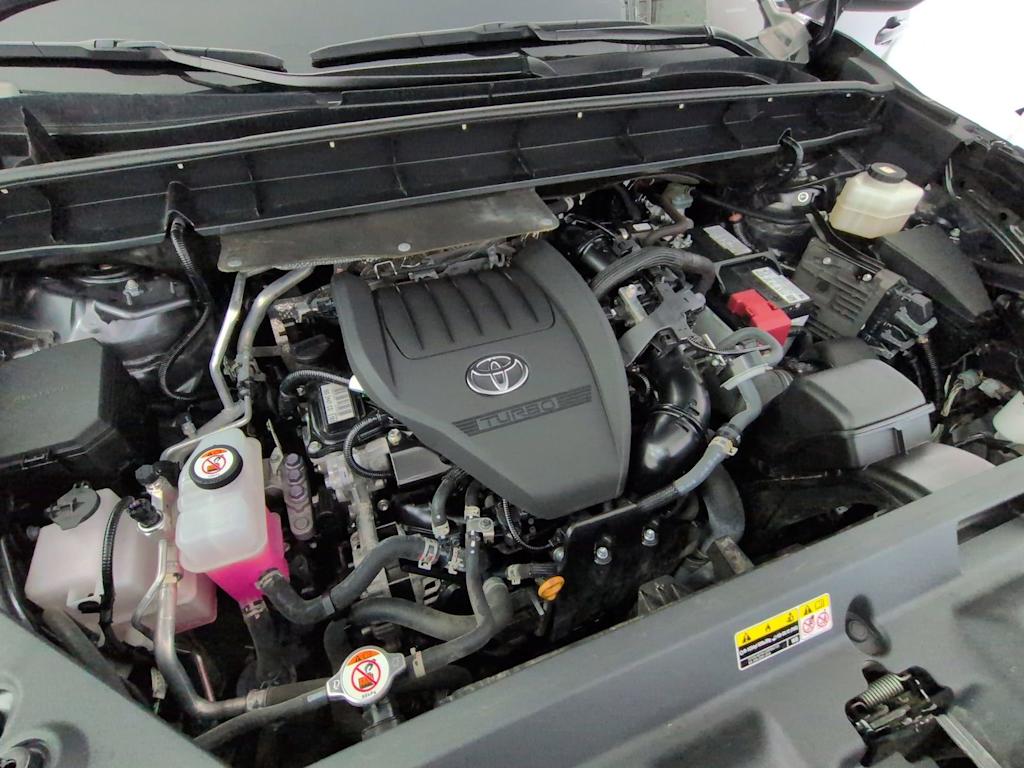 Thumbnail: 2023 Toyota Highlander - 9