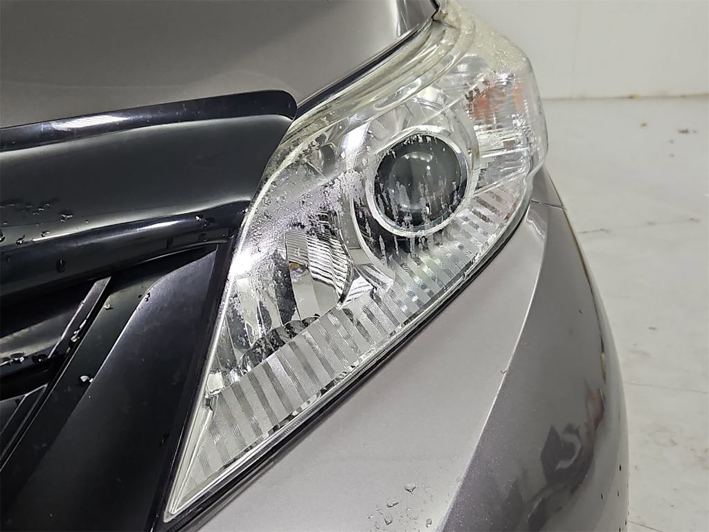 Thumbnail: 2016 Toyota Sienna - 24