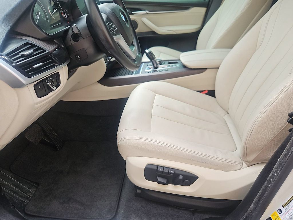 Thumbnail: 2017 BMW X5 - 11