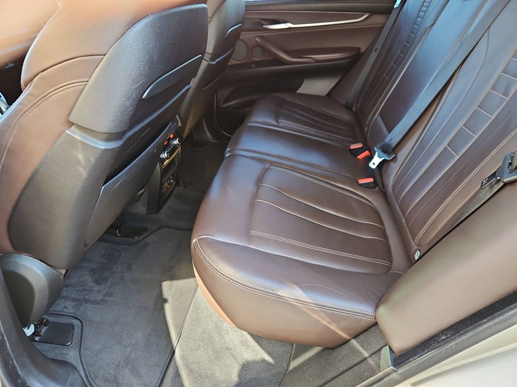 Thumbnail: 2015 BMW X5 - 13
