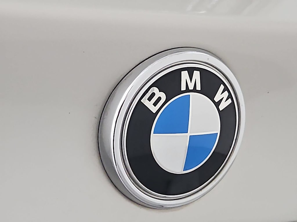 Thumbnail: 2015 BMW X5 - 24