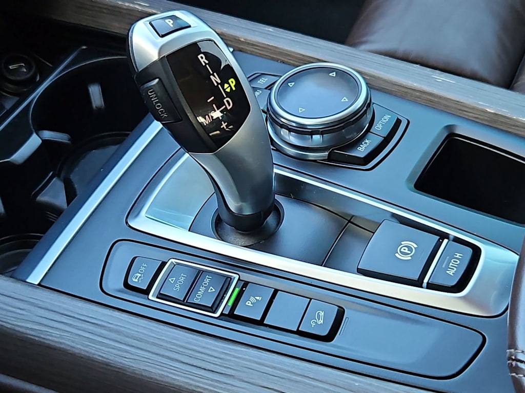 Thumbnail: 2015 BMW X5 - 16