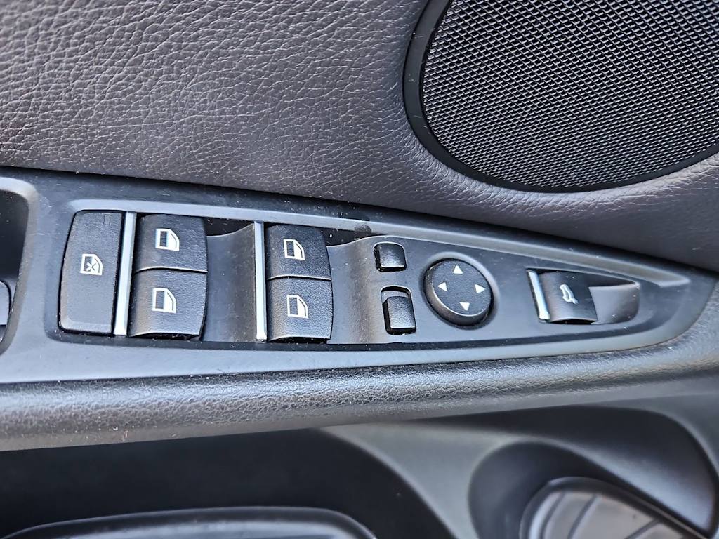Thumbnail: 2014 BMW X5 - 26