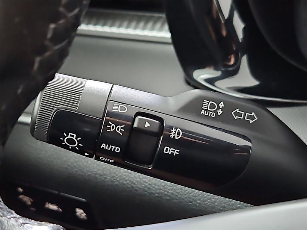 Thumbnail: 2023 Kia K5 - 31