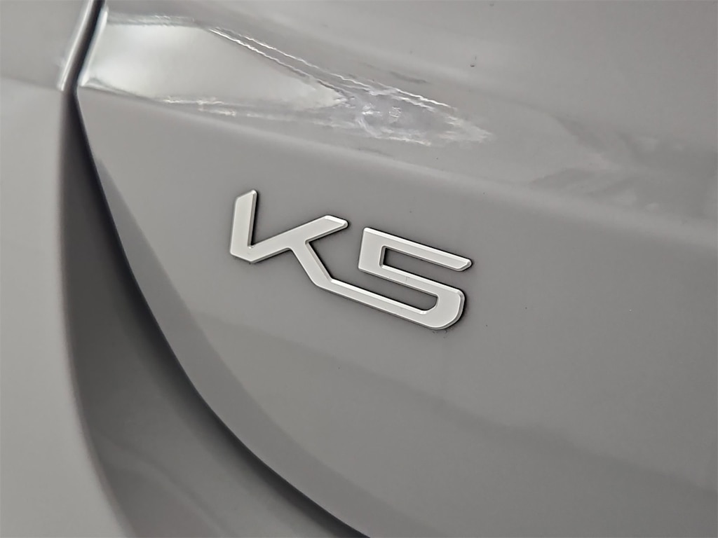 Thumbnail: 2023 Kia K5 - 24