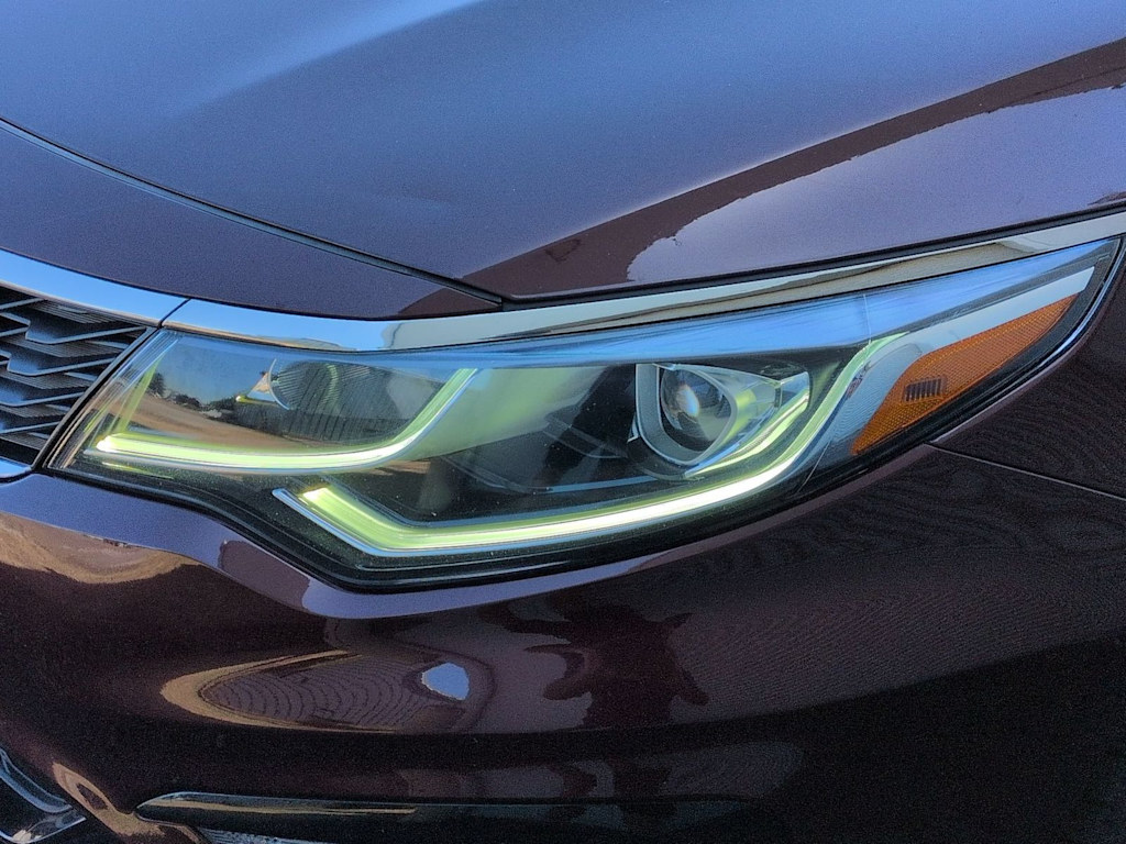 Thumbnail: 2020 Kia Optima - 24