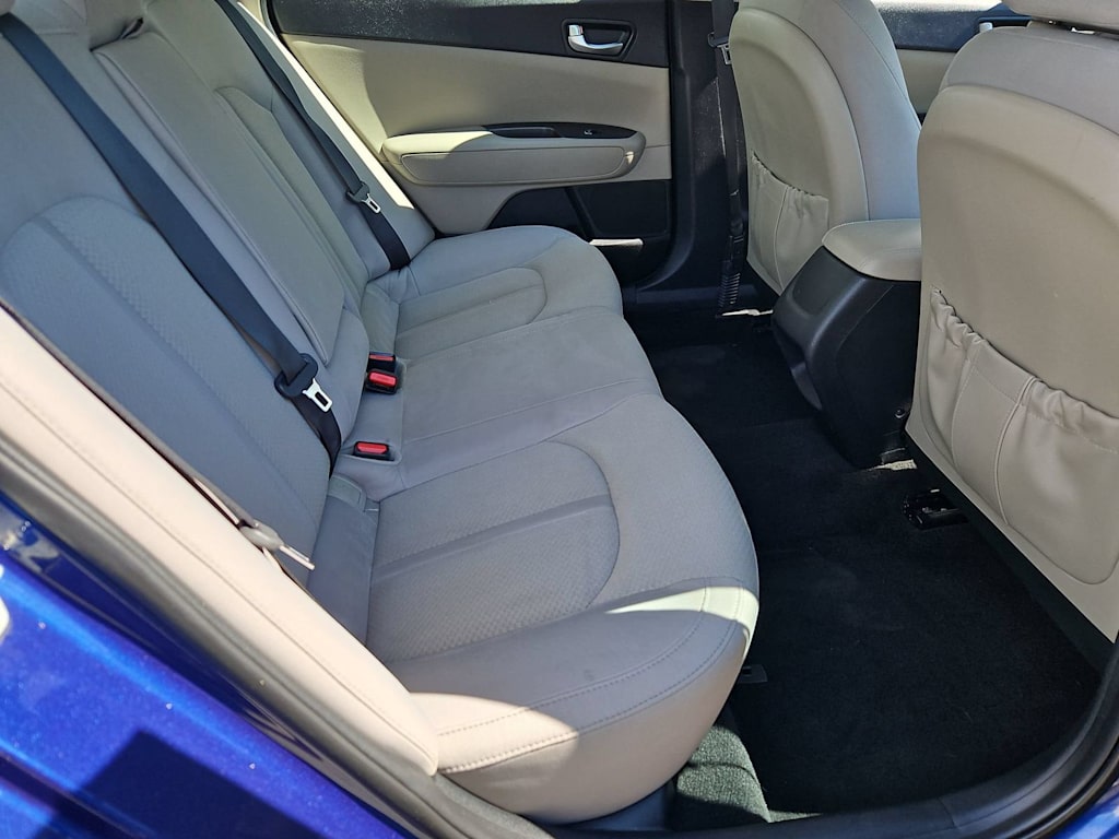 Thumbnail: 2016 Kia Optima - 28