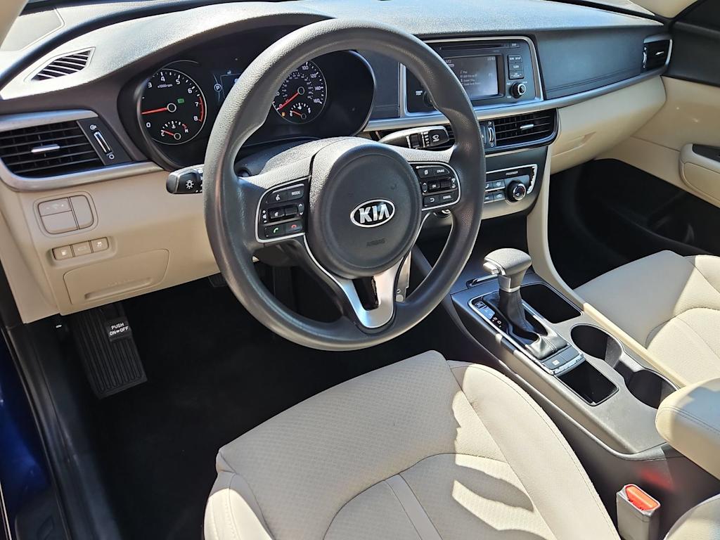 Thumbnail: 2016 Kia Optima - 2