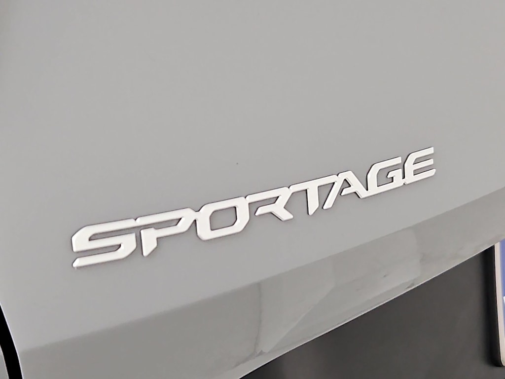 Thumbnail: 2023 Kia Sportage - 25