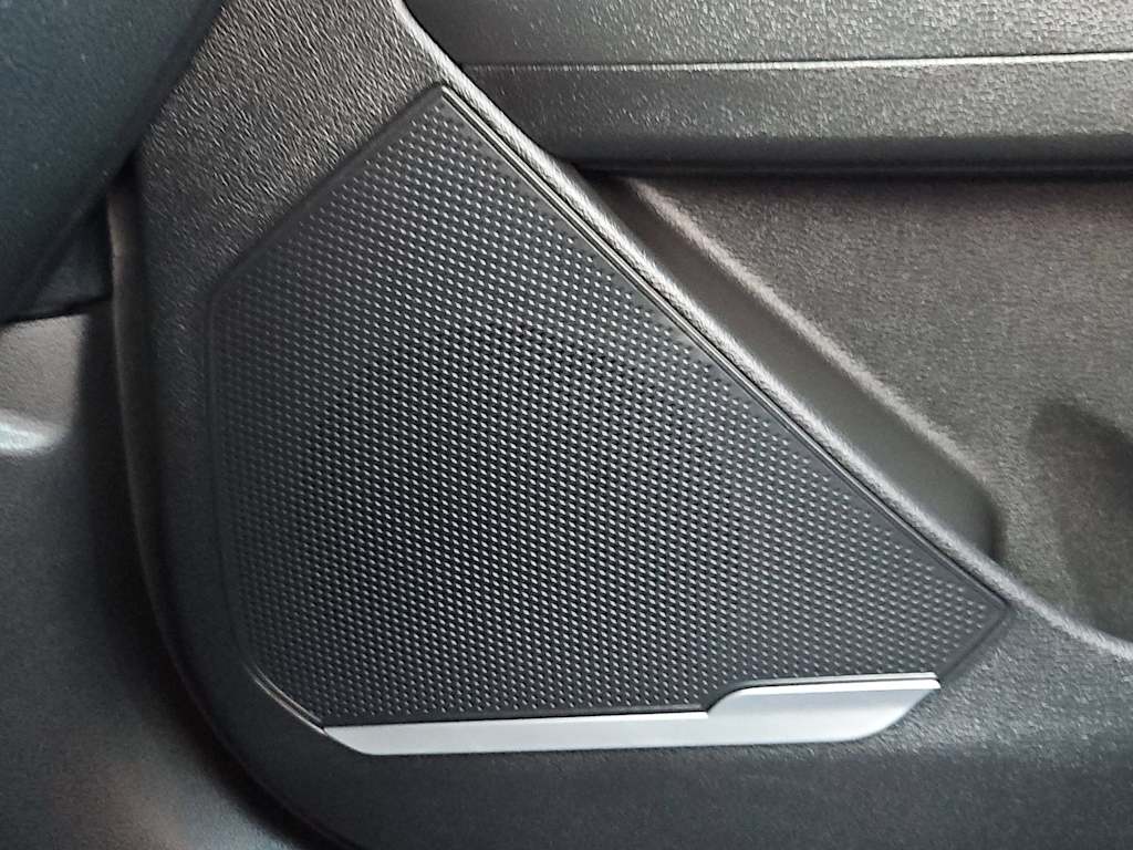 Thumbnail: 2023 Kia Sportage - 36