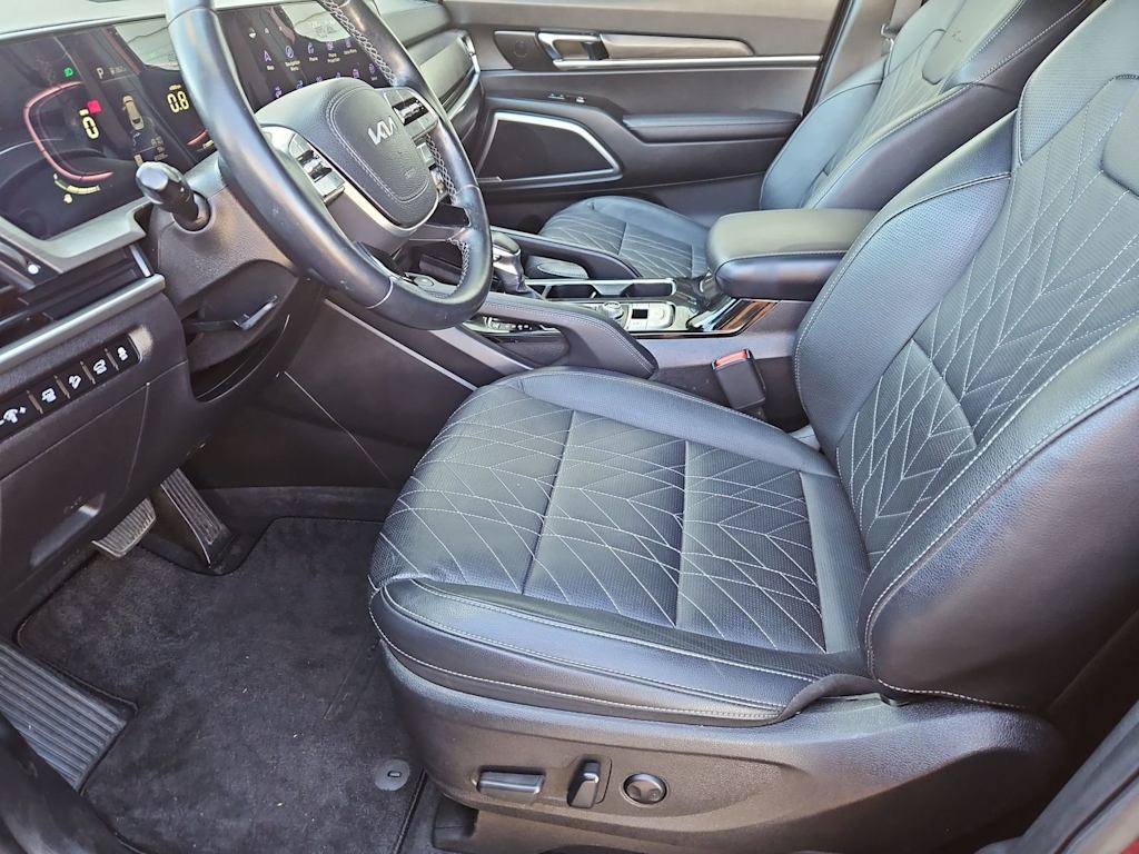 Thumbnail: 2023 Kia Telluride - 11