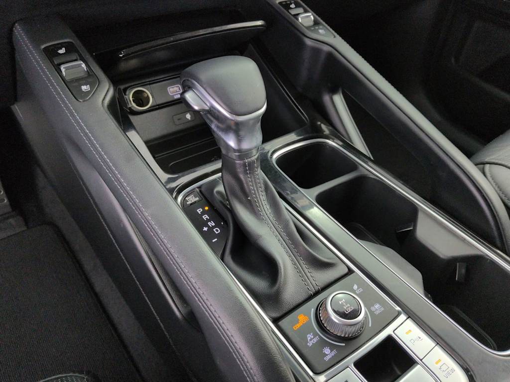 Thumbnail: 2021 Kia Telluride - 16