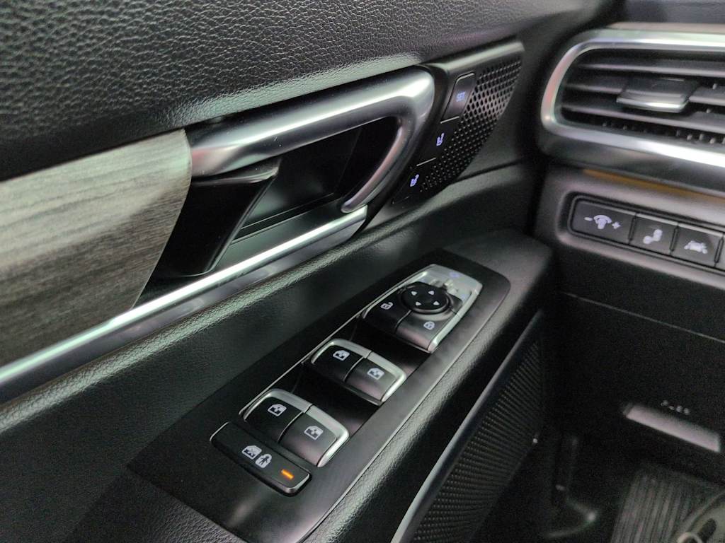 Thumbnail: 2021 Kia Telluride - 26