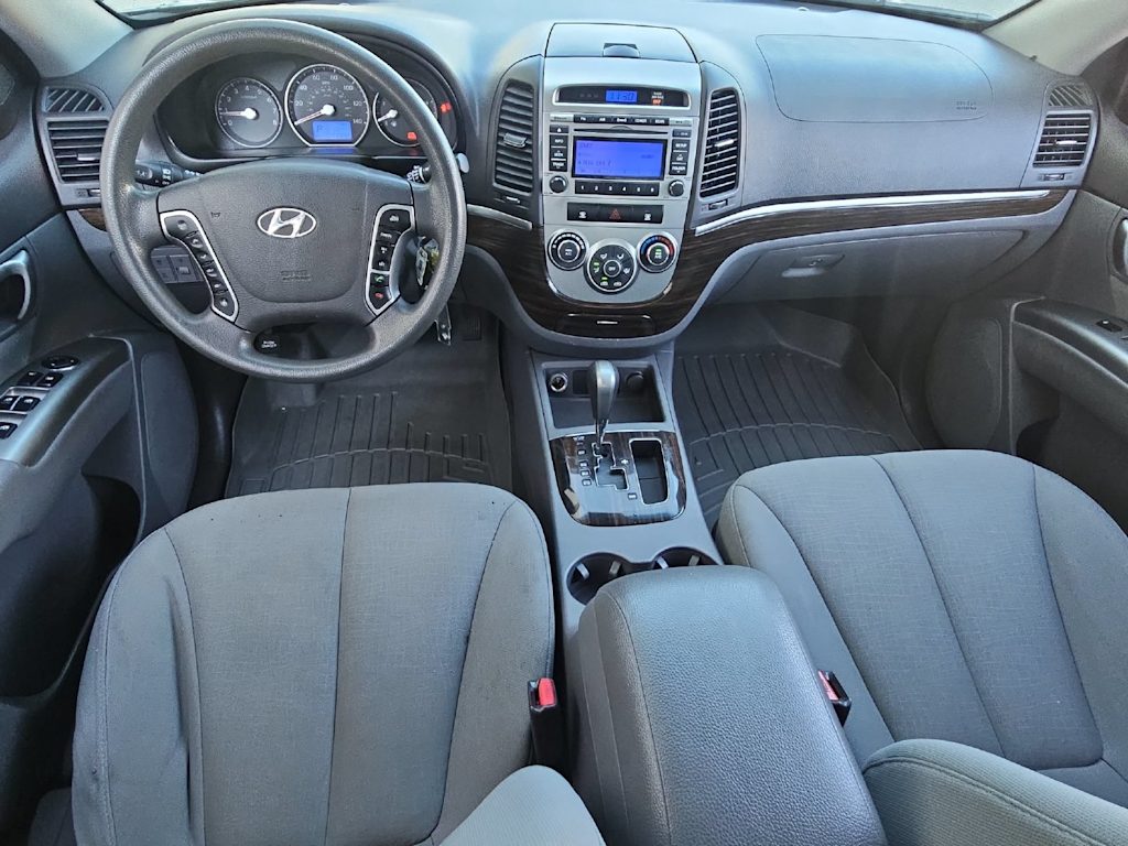 Thumbnail: 2011 Hyundai Santa Fe - 10
