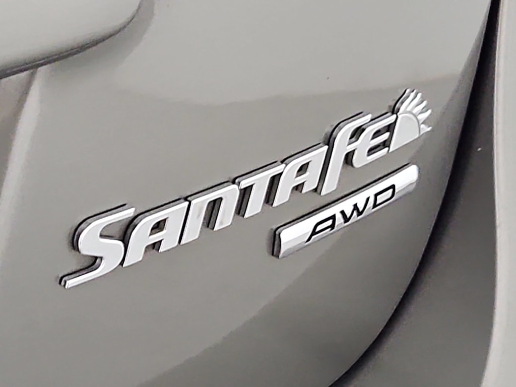 Thumbnail: 2011 Hyundai Santa Fe - 25