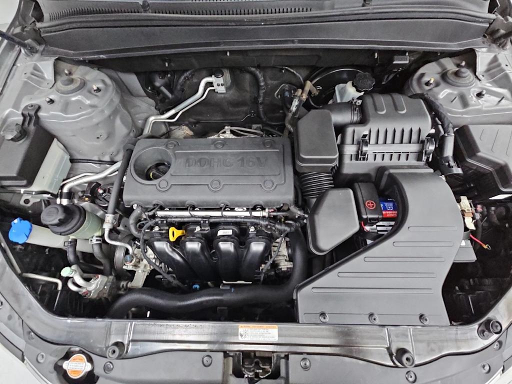 Thumbnail: 2011 Hyundai Santa Fe - 9
