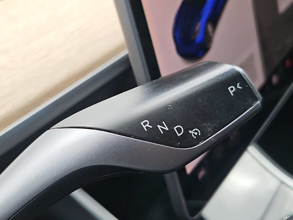 Thumbnail: 2018 Tesla Model 3 - 33