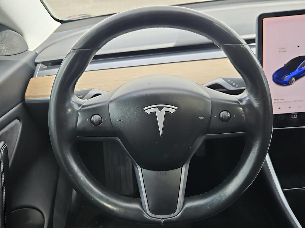 Thumbnail: 2018 Tesla Model 3 - 13