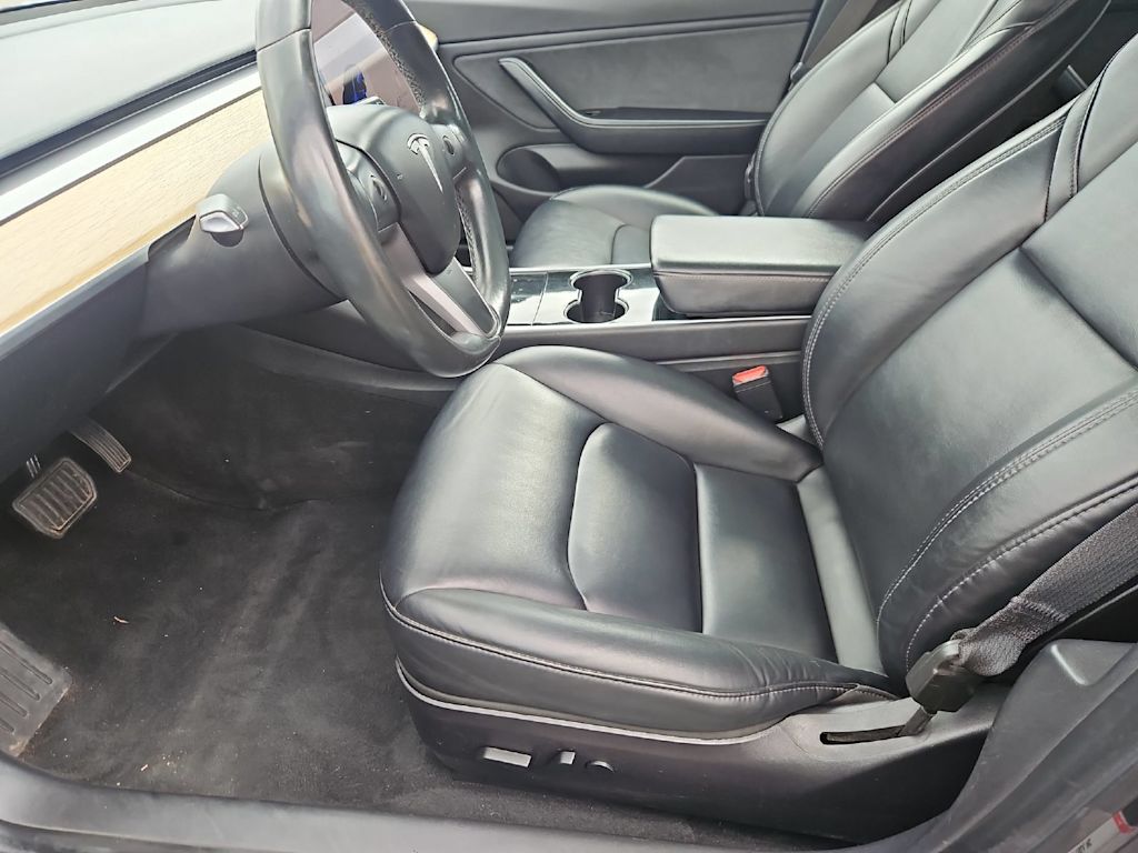 Thumbnail: 2018 Tesla Model 3 - 10