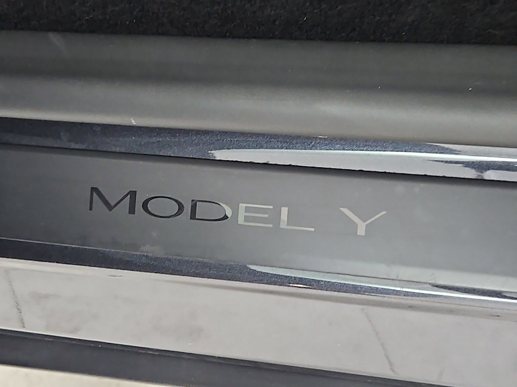 Thumbnail: 2026 Tesla Model Y - 23