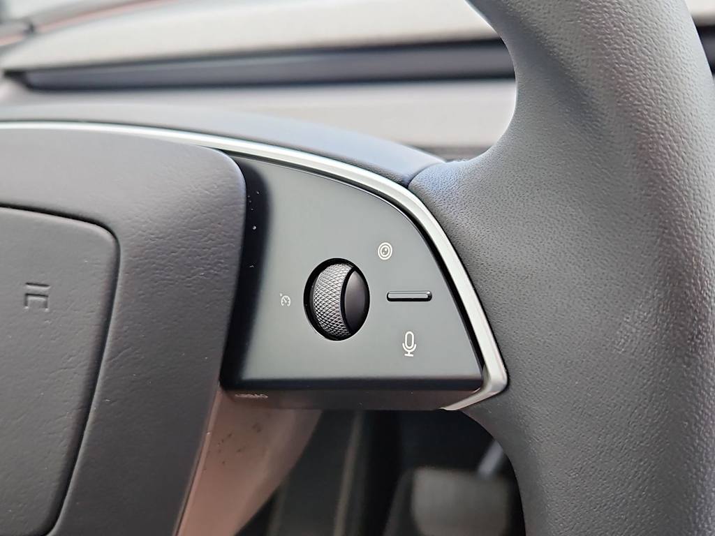 Thumbnail: 2026 Tesla Model Y - 29