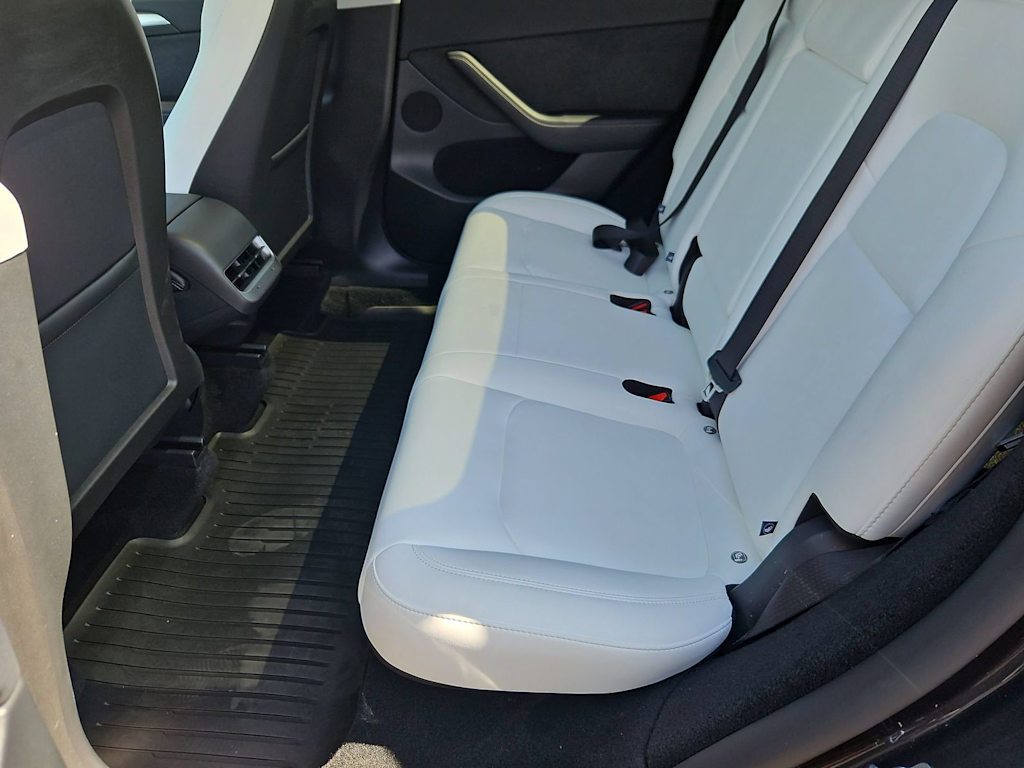 Thumbnail: 2025 Tesla Model Y - 12